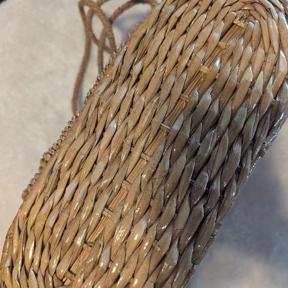 Basket backpack - Picture 9 of 10